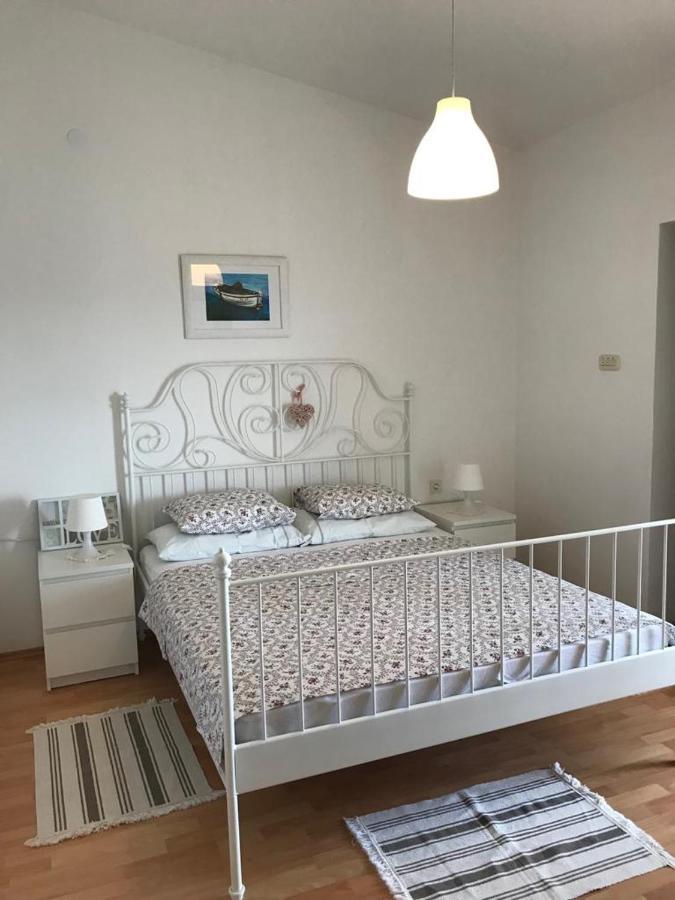 Kornić Apartmani Darko מראה חיצוני תמונה