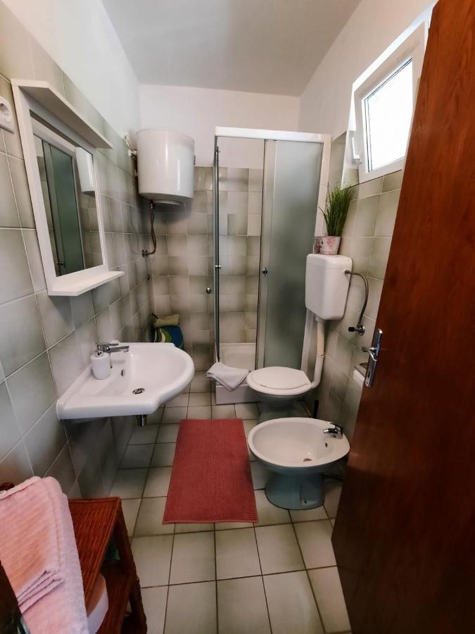 Kornić Apartmani Darko מראה חיצוני תמונה