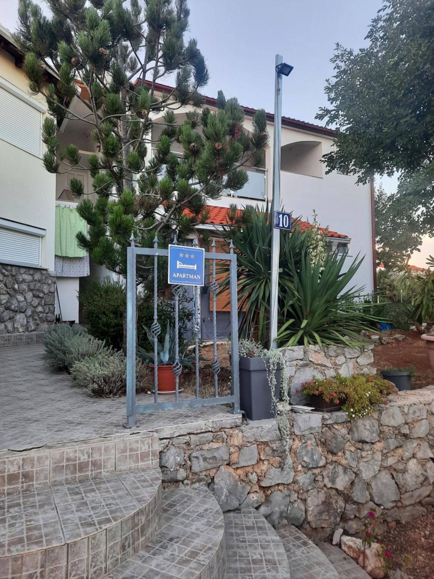 Kornić Apartmani Darko מראה חיצוני תמונה